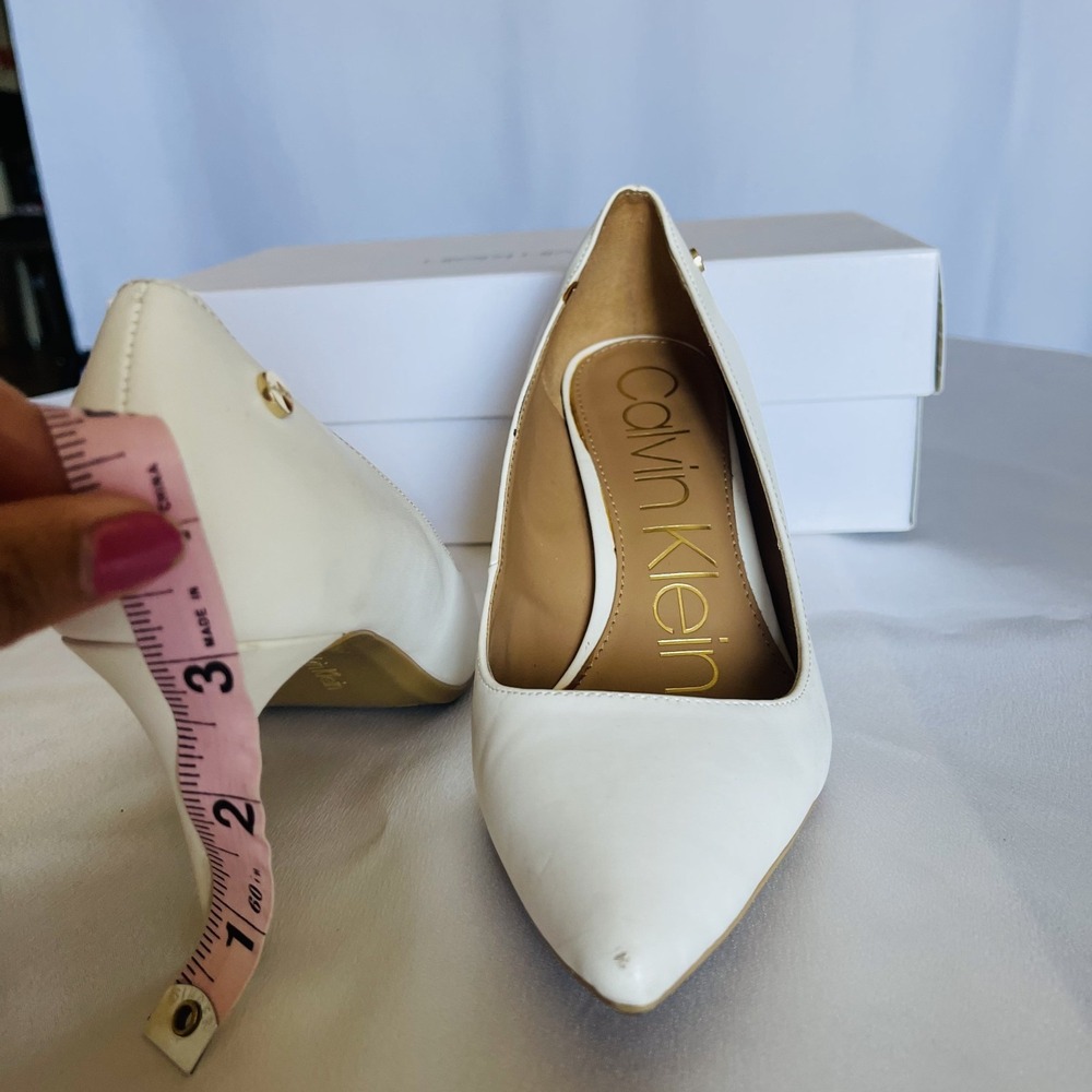 $120 Calvin Klein Brady Ivory Pump Woman Shoes 6.5M with Box Worn once - Picture 3 of 6